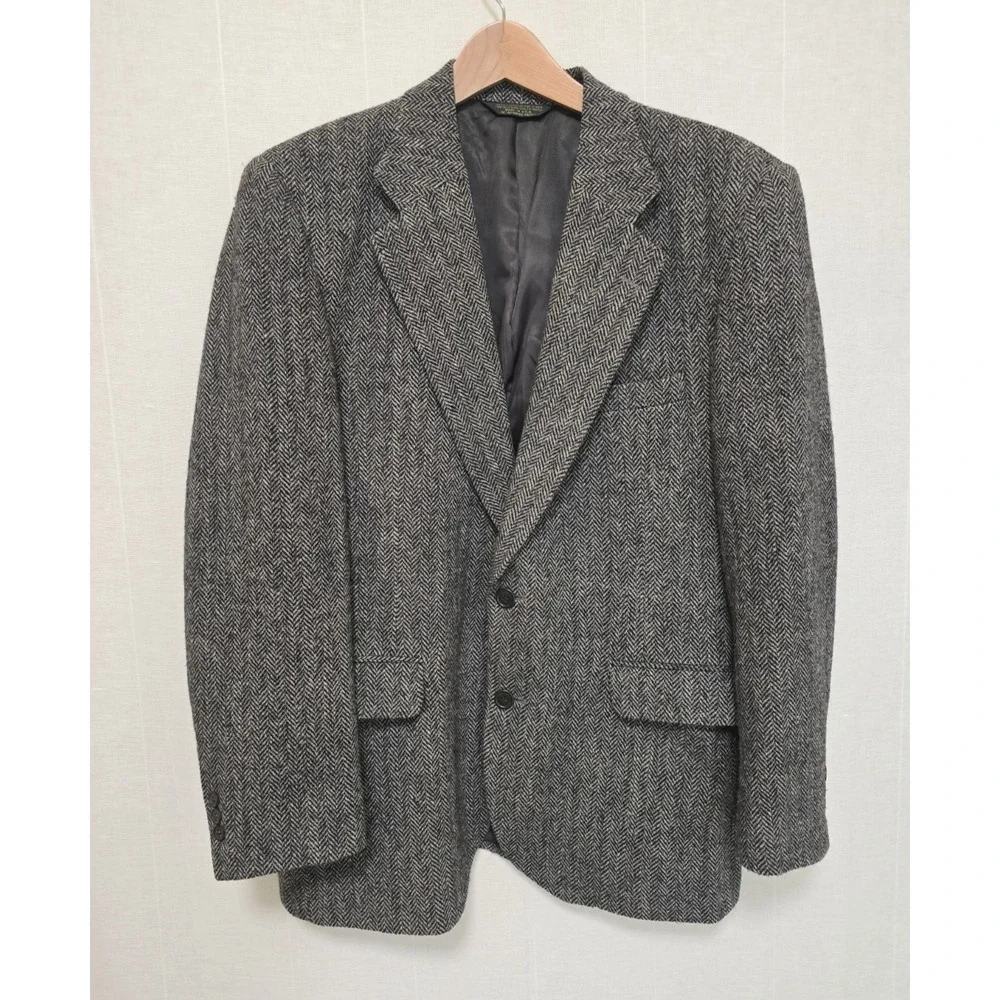 Vintage Harris Tweed Mens Black Sport Coat Blazer Herringbone 46 Flaw Small Hole
